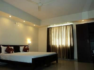 Le Grand Hotel Jaipur Buitenkant foto